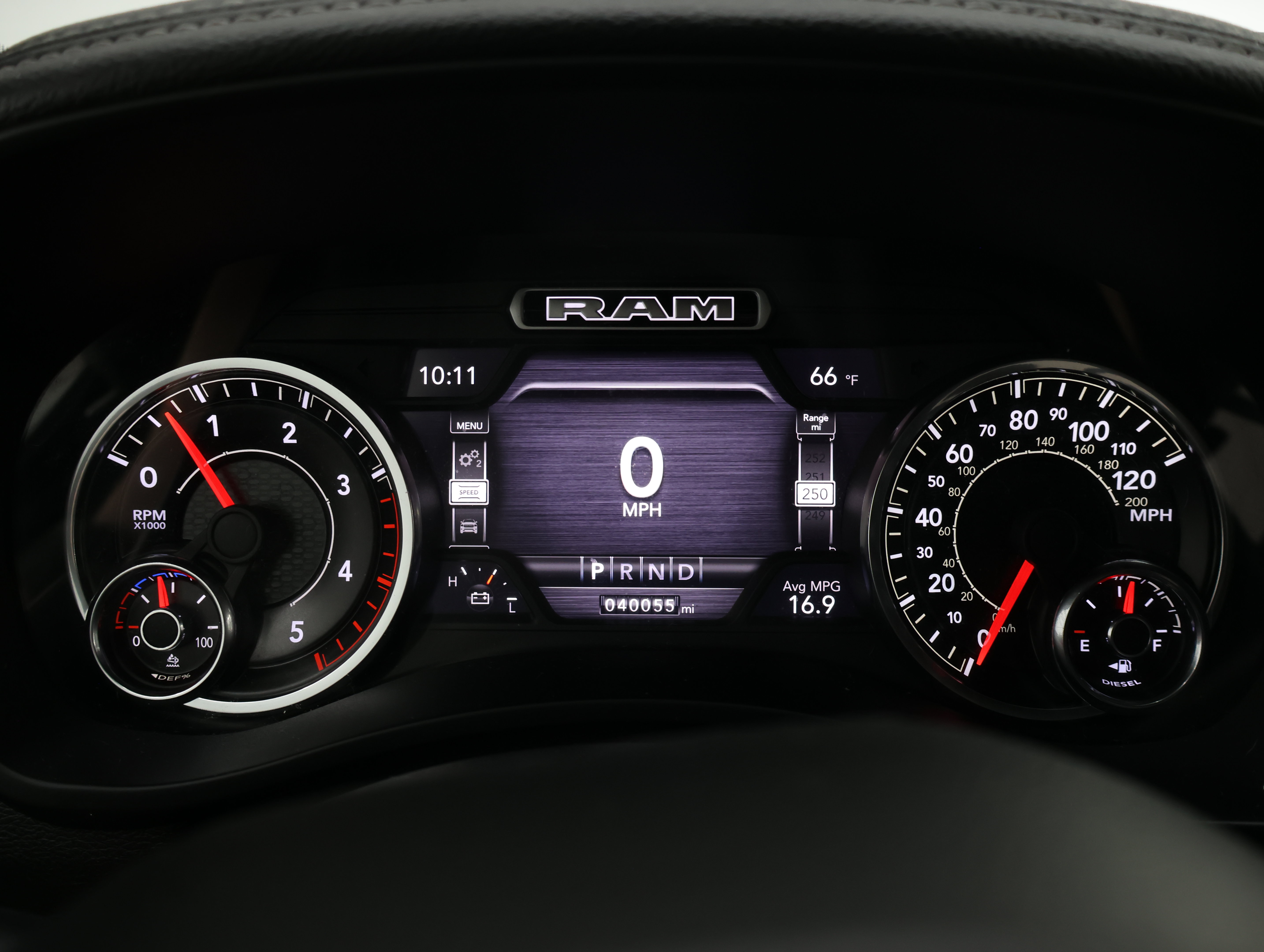 Used 2019 RAM 3500 Laramie AWD/4WD image 9