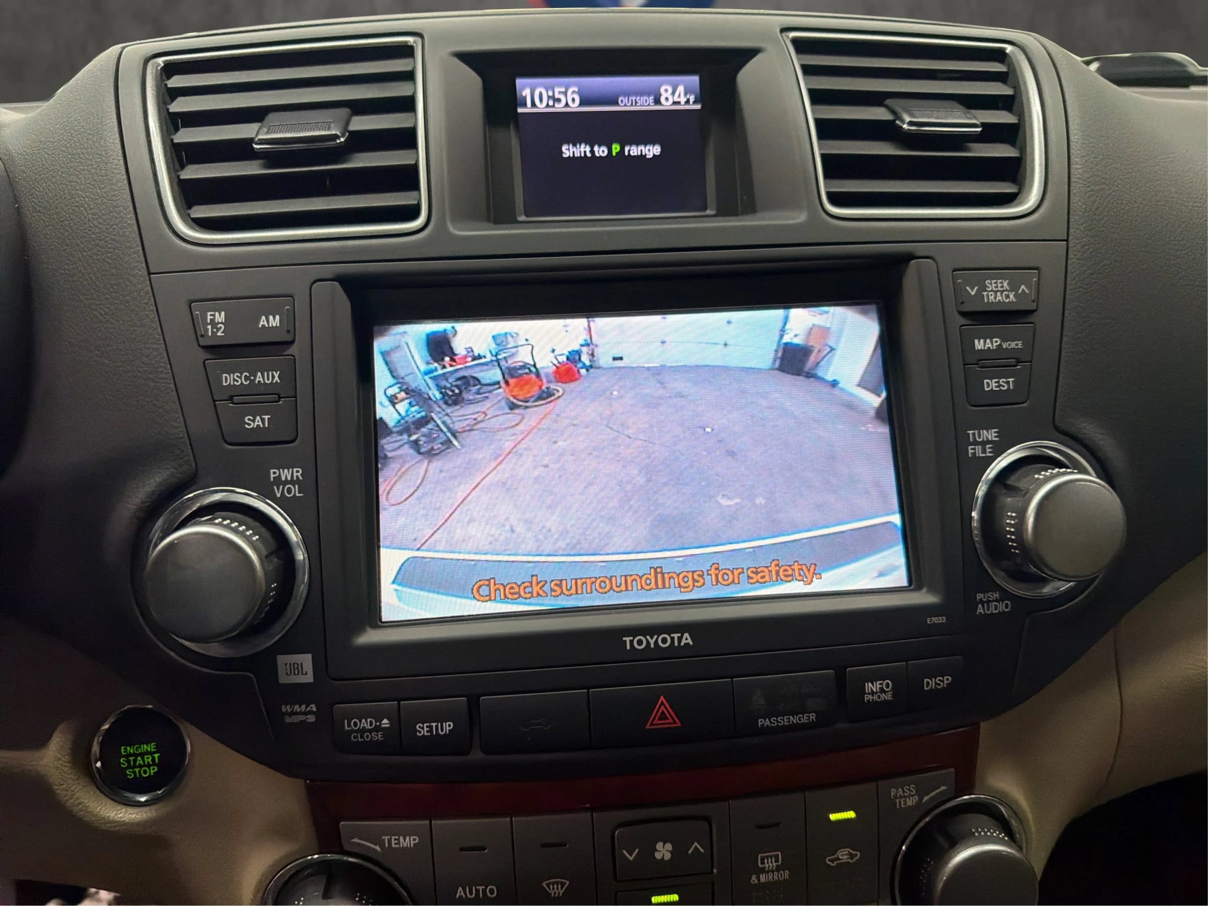 Used 2011 Toyota Highlander Limited w/ Tow Pkg FWD image 19