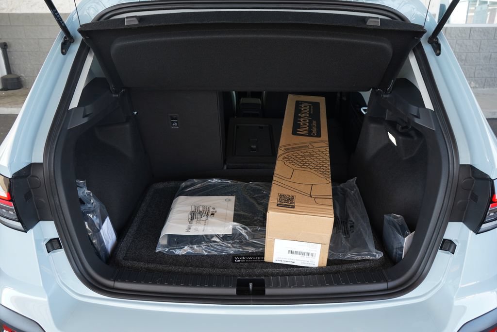 New 2026 Volkswagen Taos SE AWD/4WD image 11