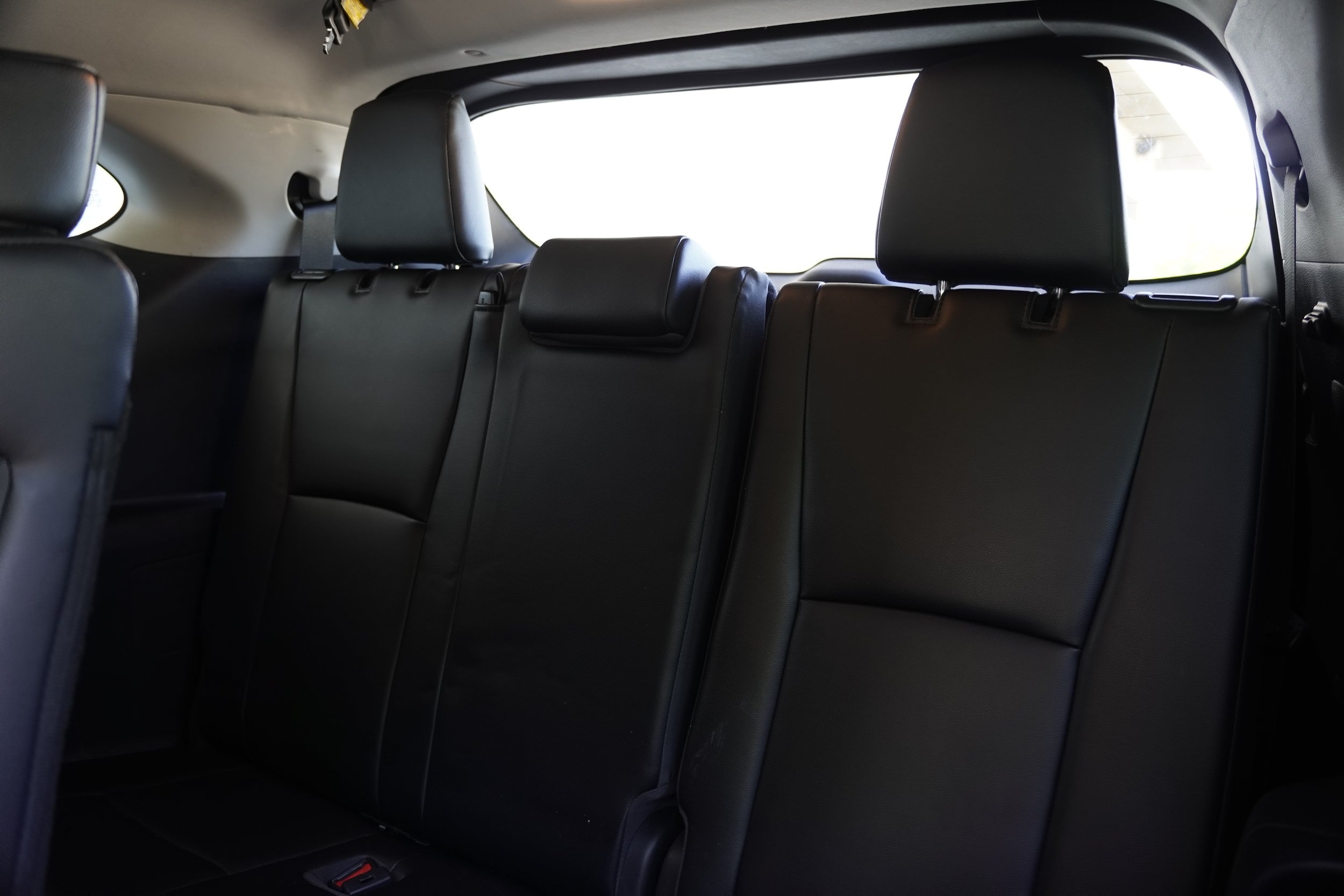 Used 2023 Toyota Highlander XLE AWD/4WD image 25