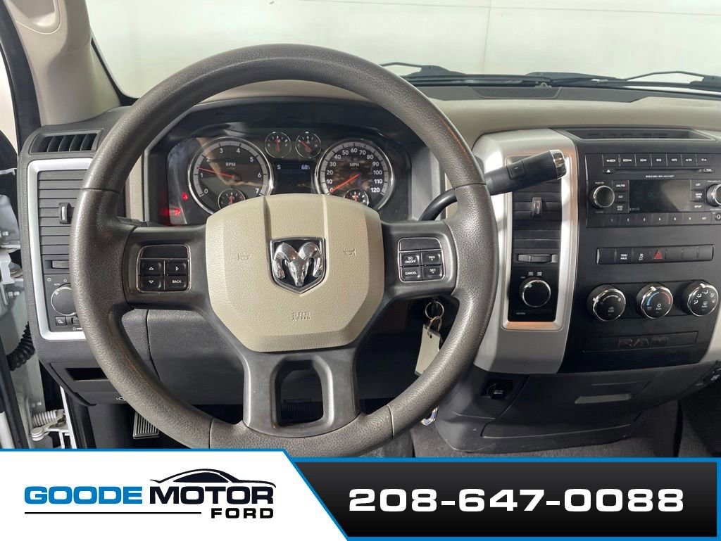 Used 2012 RAM 1500 Classic SLT AWD/4WD image 13