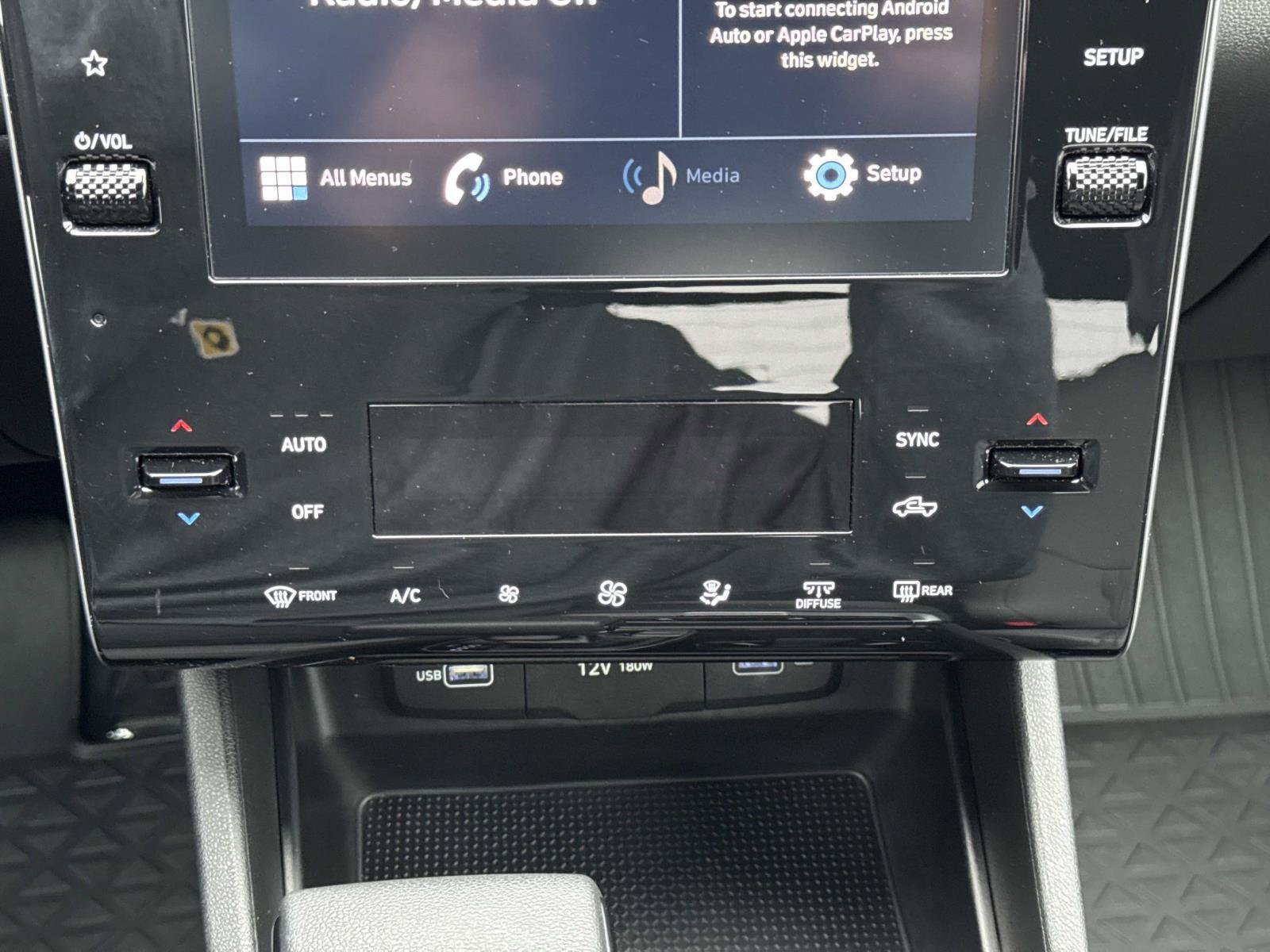 Used 2024 Hyundai Santa Cruz SEL image 5