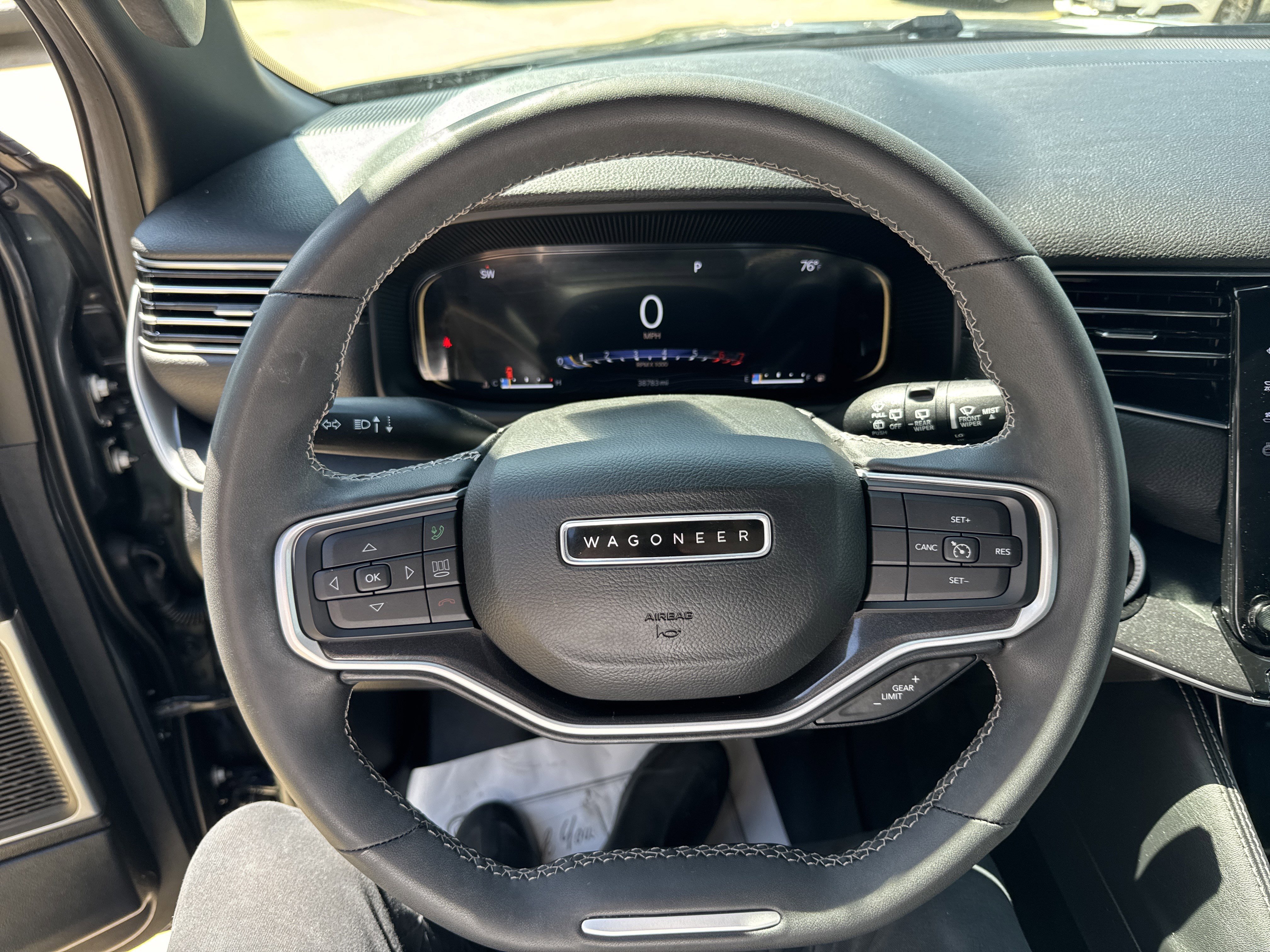 Used 2022 Jeep Wagoneer Series I w/ Premium Group I image 11