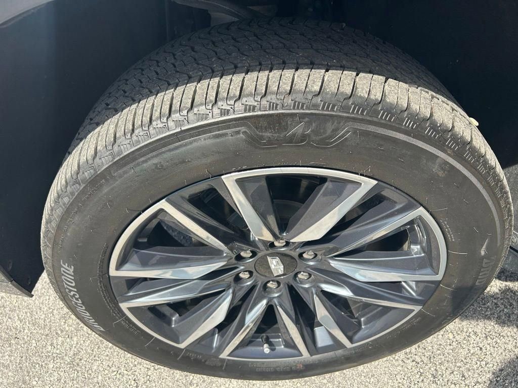 Certified 2023 Cadillac Escalade ESV Sport Platinum image 8