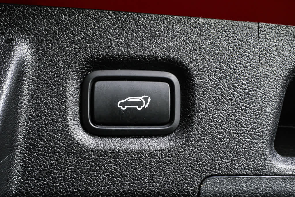 Certified 2023 Hyundai Santa Fe SEL w/ Premium Package image 34