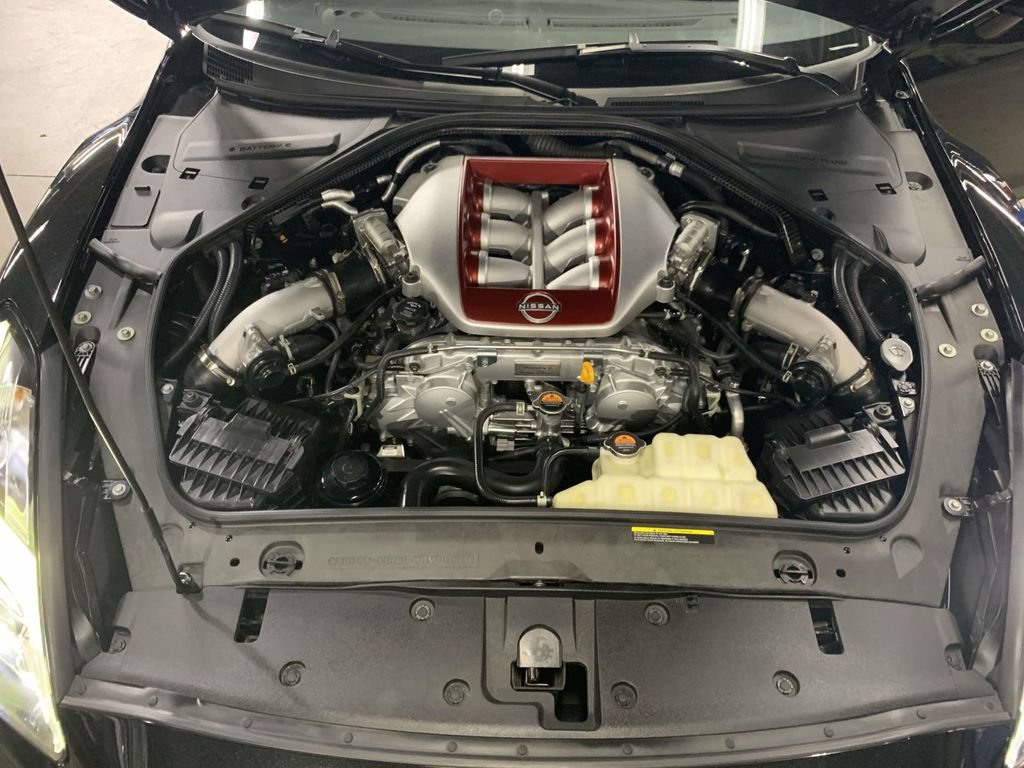 Used 2024 Nissan GT-R Premium w/ Floor Mat Package AWD/4WD image 67