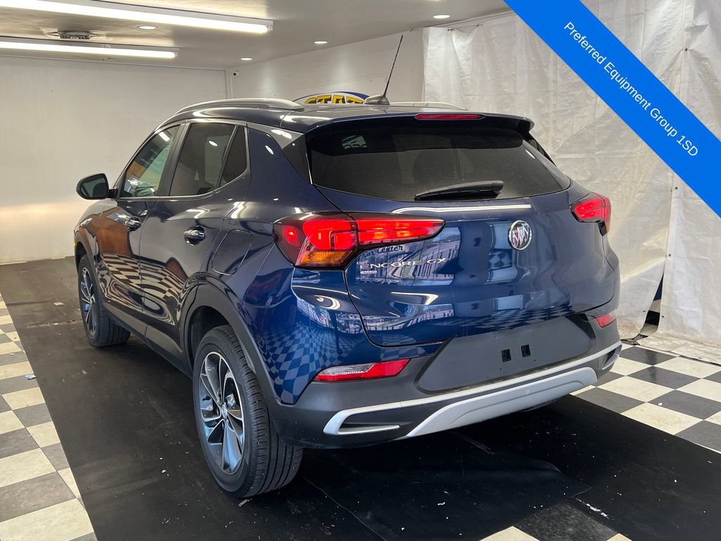 Used 2022 Buick Encore GX Select AWD/4WD image 10