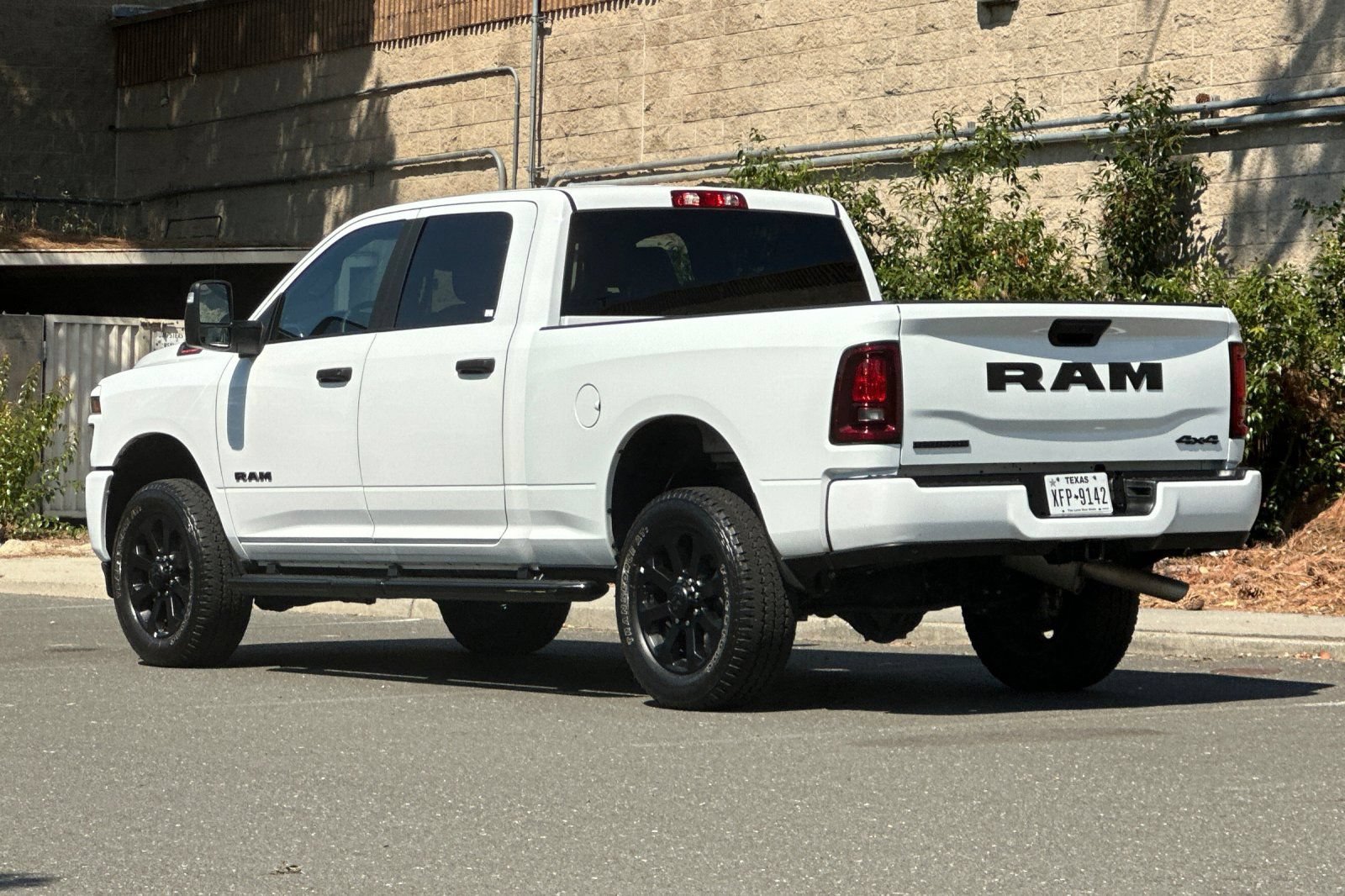 Used 2025 RAM 2500 Big Horn AWD/4WD image 5