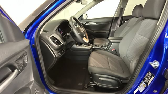 Used 2023 Kia Seltos LX AWD/4WD image 11