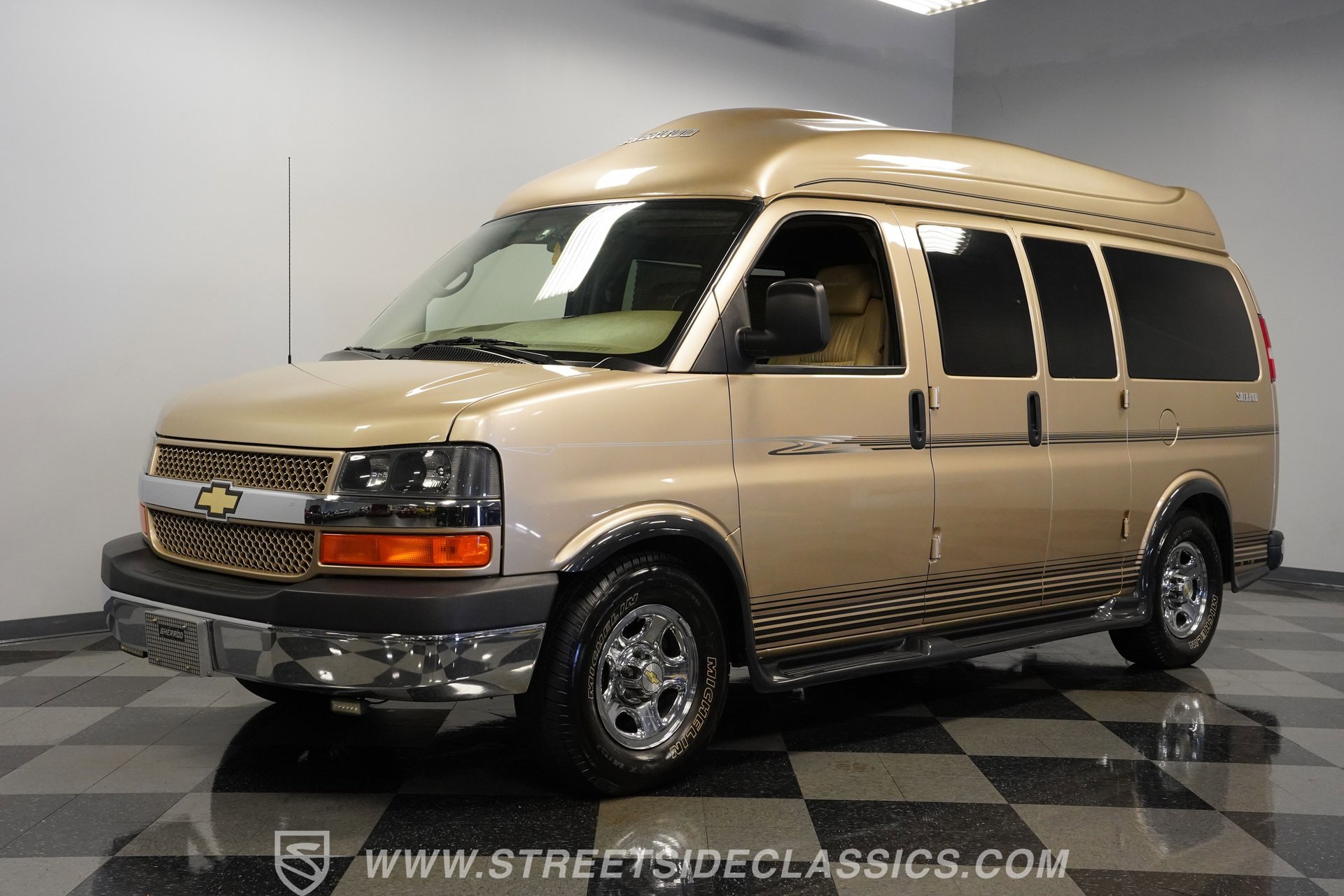 Used 2006 Chevrolet Express 1500 w/ Preferred Equipment Group image 5