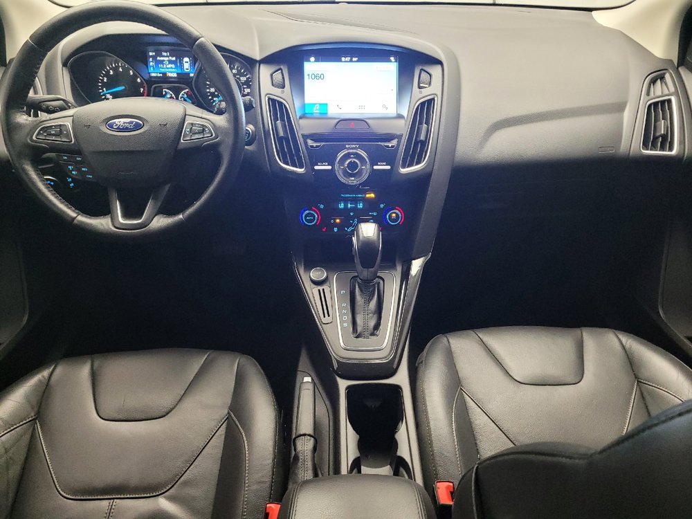 Used 2016 Ford Focus Titanium w/ Titanium Technology Package FWD image 22