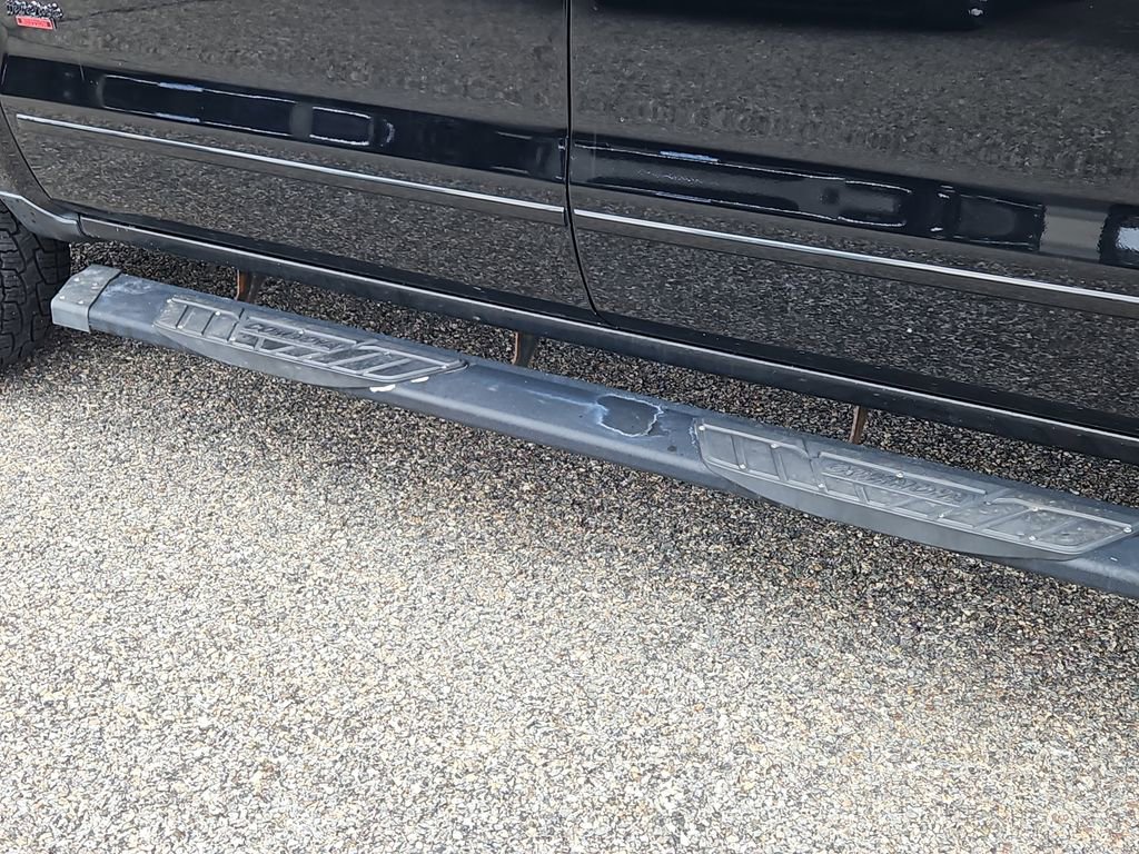 Used 2017 Chevrolet Silverado 1500 LT w/ All Star Edition image 18