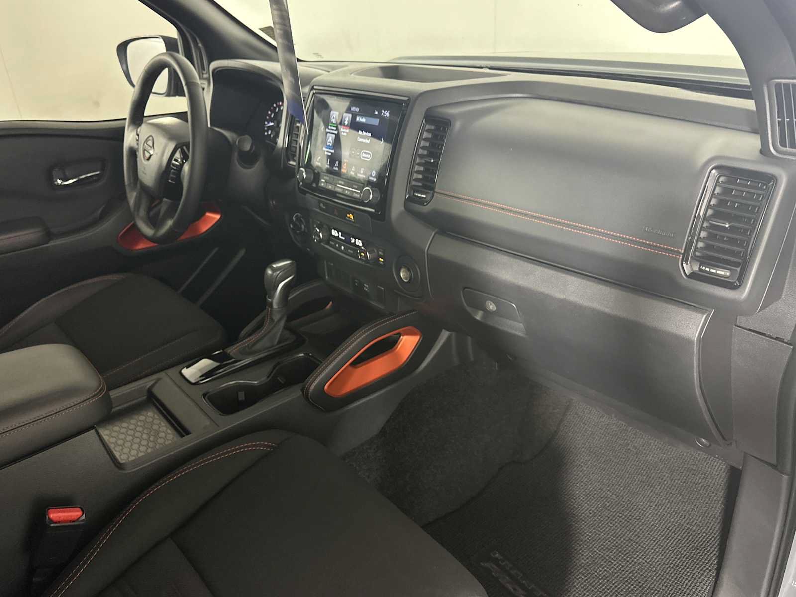 Used 2024 Nissan Frontier PRO-4X AWD/4WD image 20