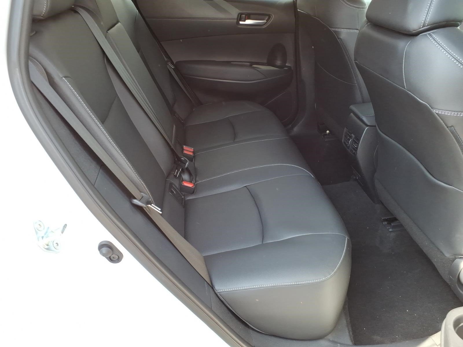 Used 2023 Toyota Corolla Cross XLE w/ Convenience Package AWD/4WD image 8
