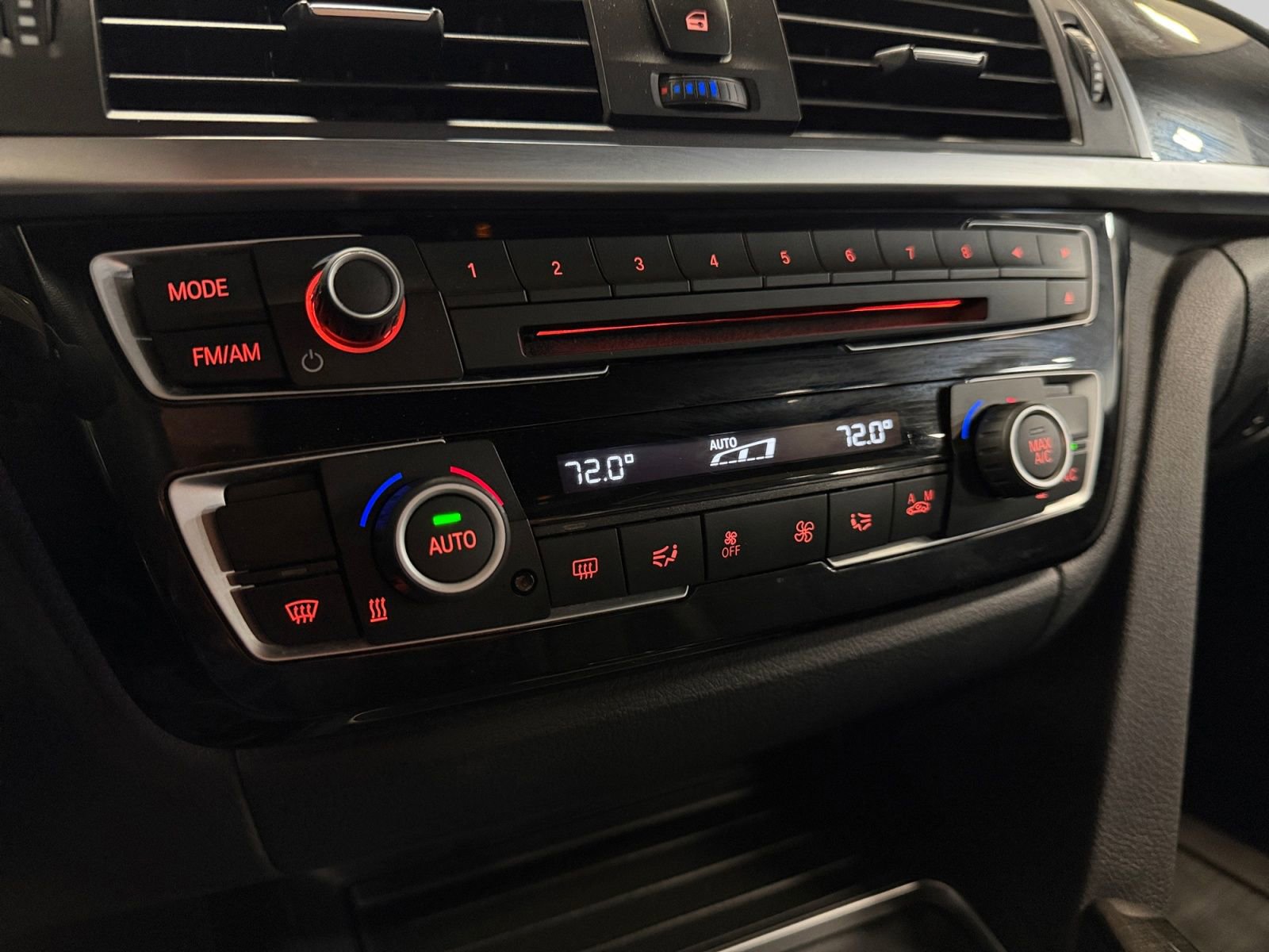 Used 2017 BMW 330i Sedan image 34