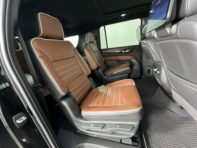 Used 2023 GMC Yukon XL Denali Ultimate image 28