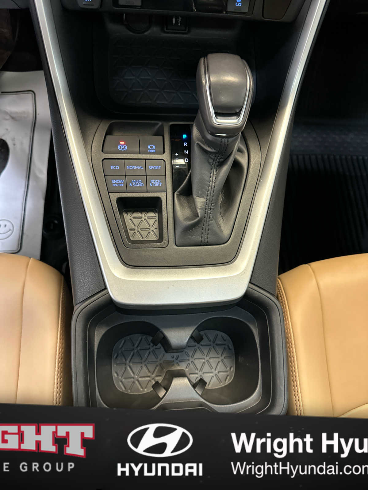 Used 2019 Toyota RAV4 XLE Premium w/ Cold Weather Package image 29