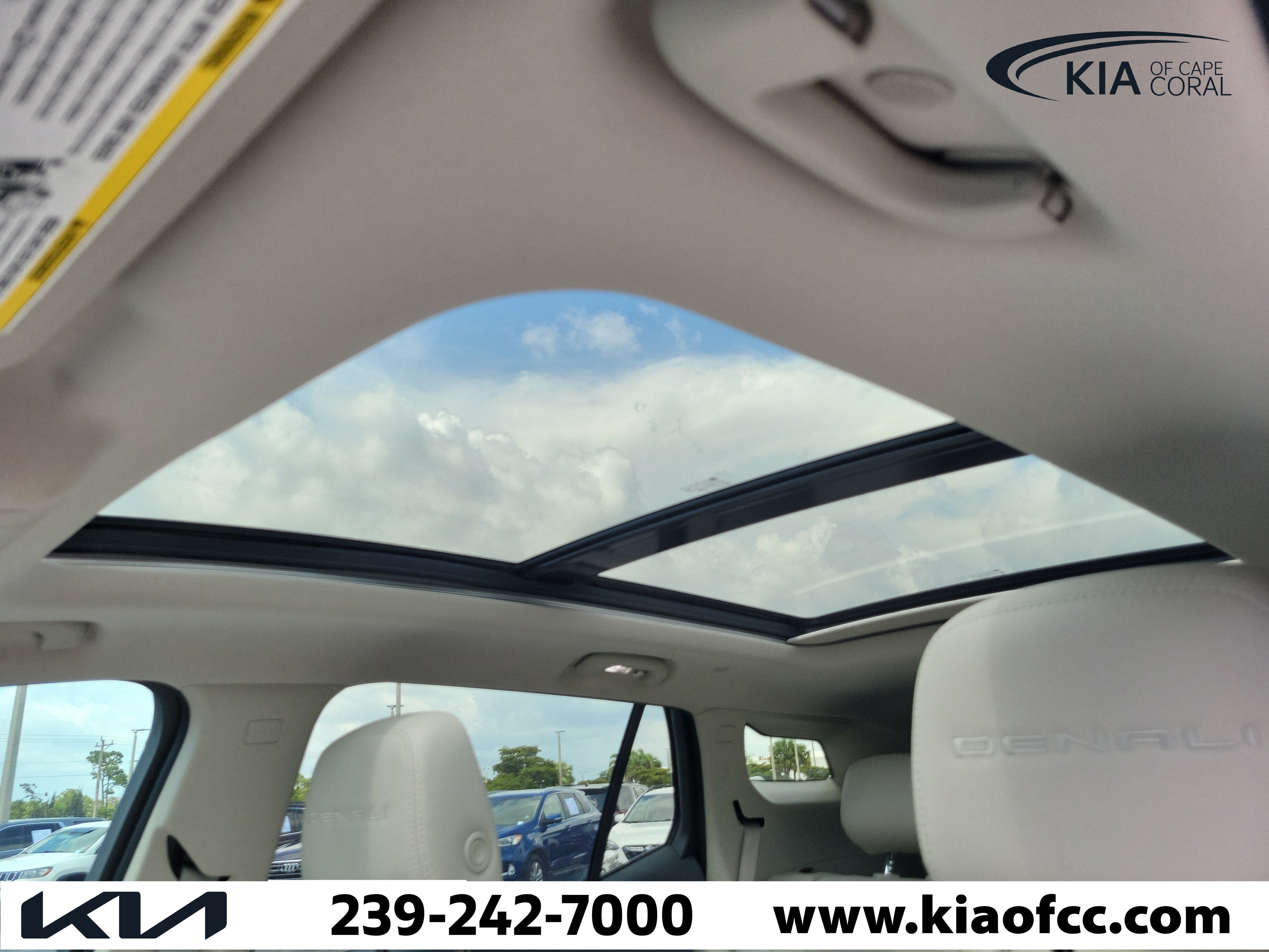 Used 2022 GMC Terrain Denali w/ LPO, Floor Liner Package AWD/4WD image 20