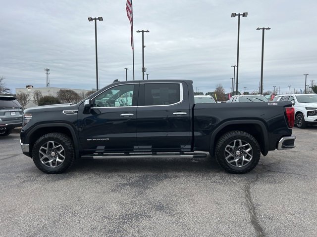 Used 2023 GMC Sierra 1500 SLT w/ SLT Premium Package image 6