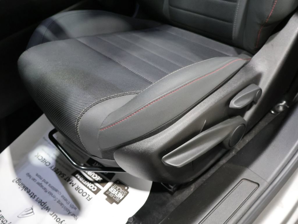 Used 2024 Dodge Hornet GT w/ GT Blacktop Package image 13