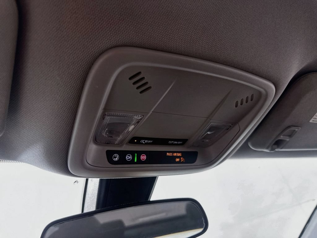 Used 2020 Chevrolet Malibu LT FWD image 31