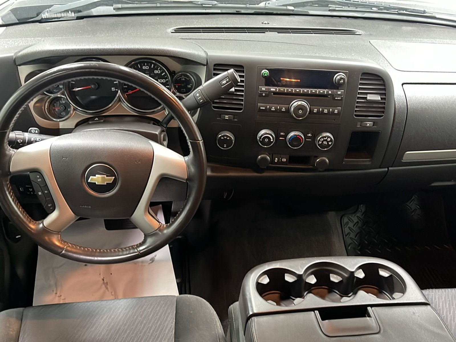 Used 2014 Chevrolet Silverado 2500 LT AWD/4WD image 3