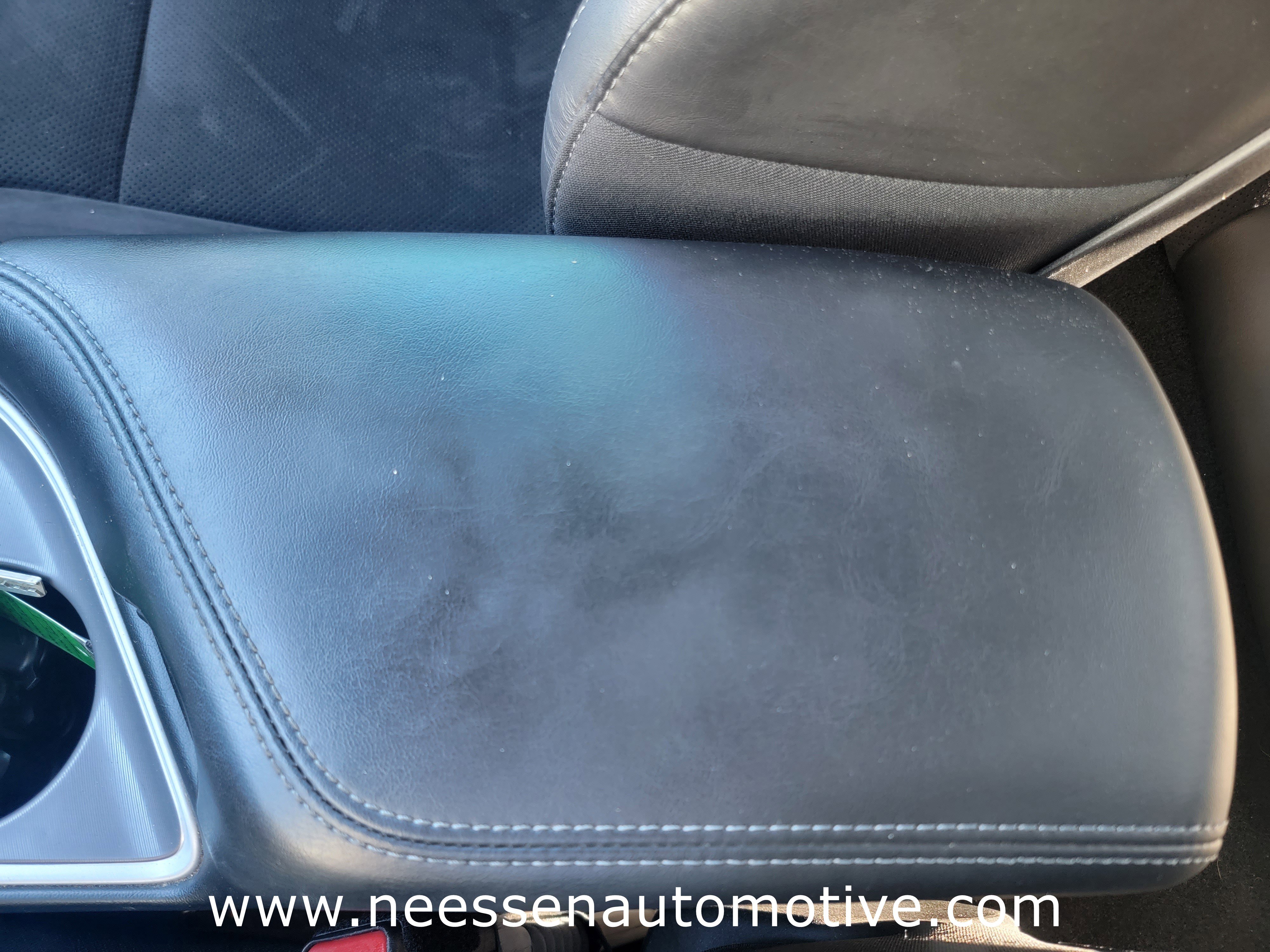 Used 2022 Dodge Challenger R/T w/ Plus Package image 24