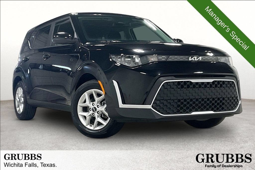 Used 2025 Kia Soul LX