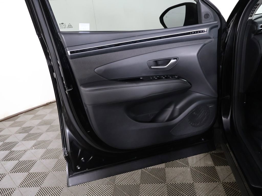 Used 2023 Hyundai Tucson Limited AWD/4WD image 26