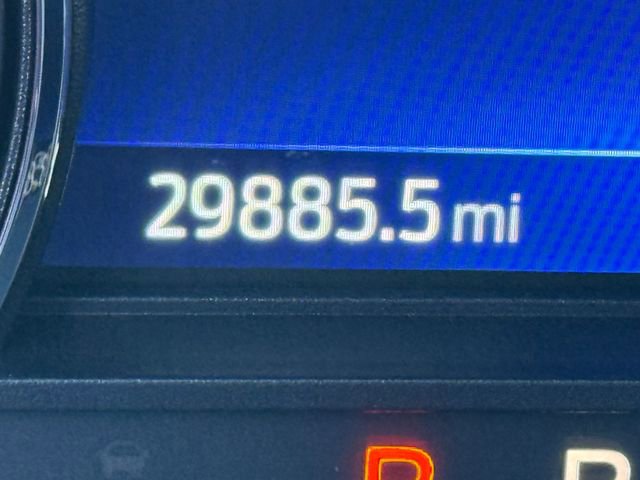 Used 2022 Ford Explorer XLT w/ Equipment Group 202A image 17