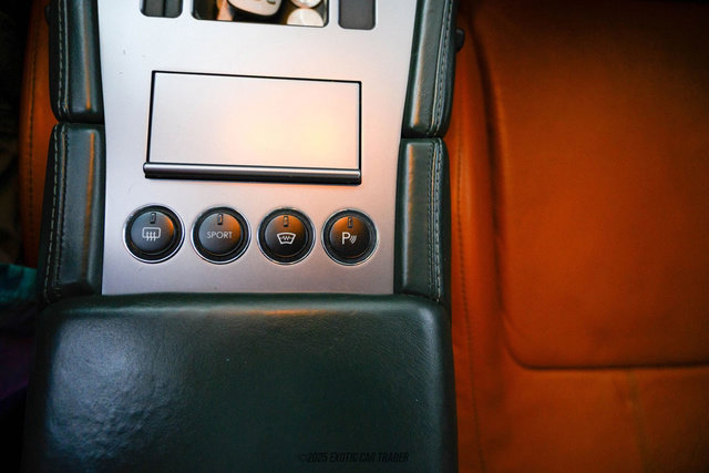 Used 2006 Aston Martin DB9 Volante RWD image 47