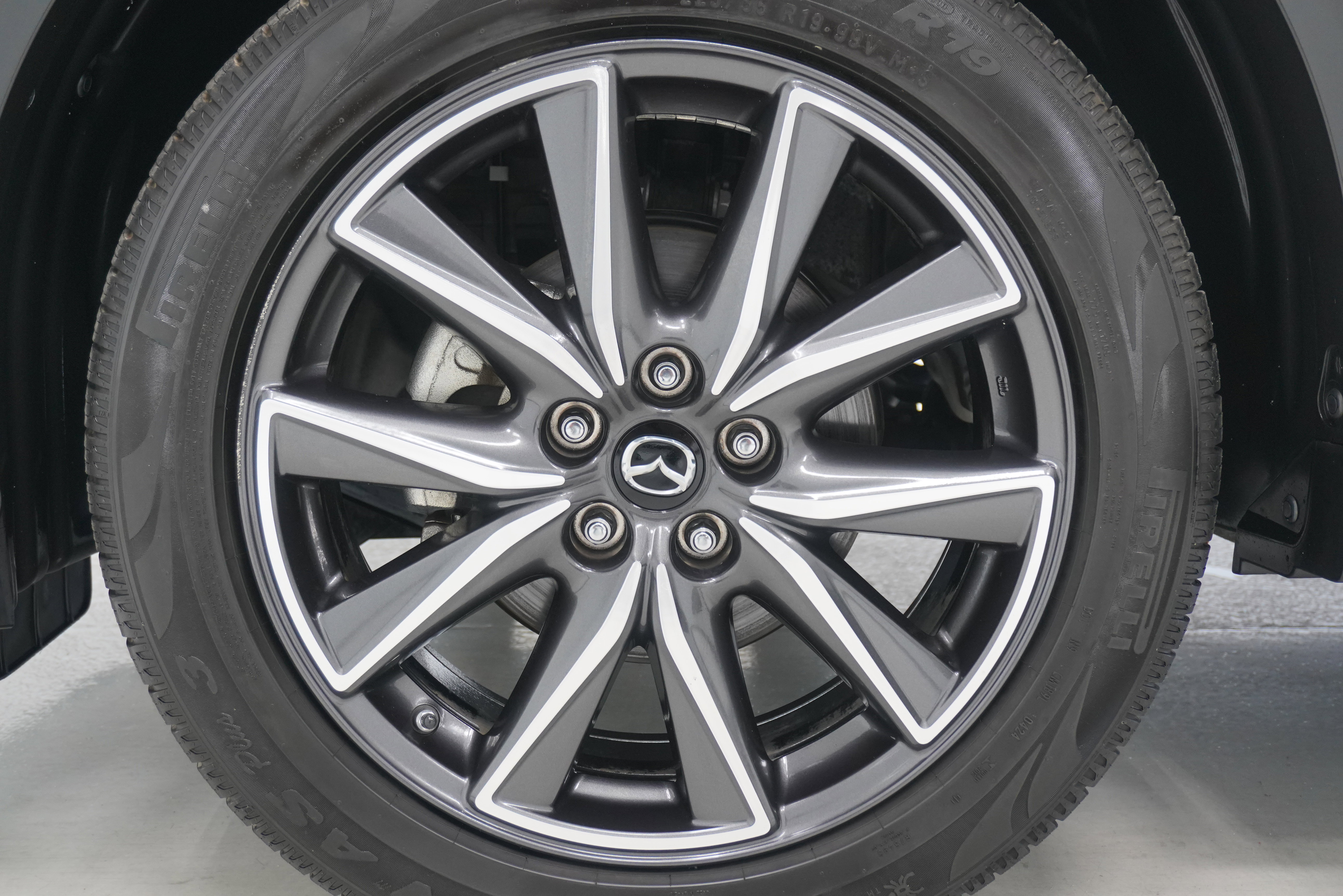 Used 2018 MAZDA CX-5 Touring w/ Preferred Equipment Package FWD image 33