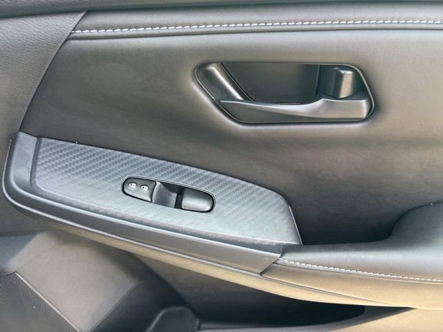 Used 2025 Nissan Sentra S image 15