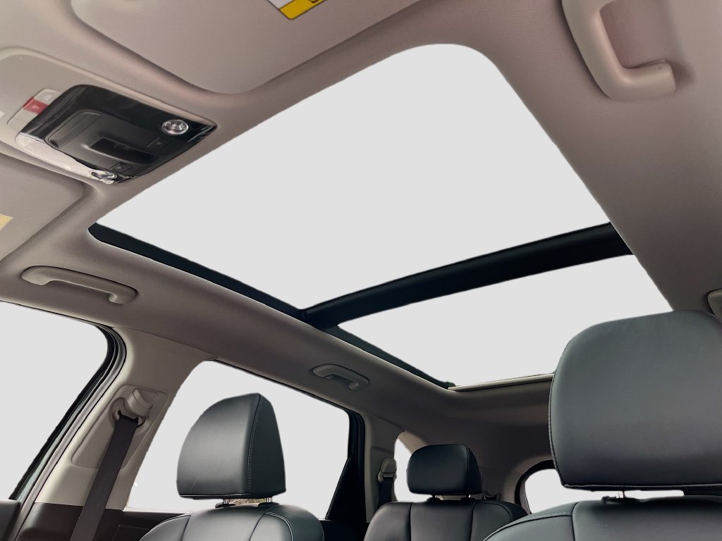 New 2026 Kia Sorento EX w/ EX Premium Package FWD image 28