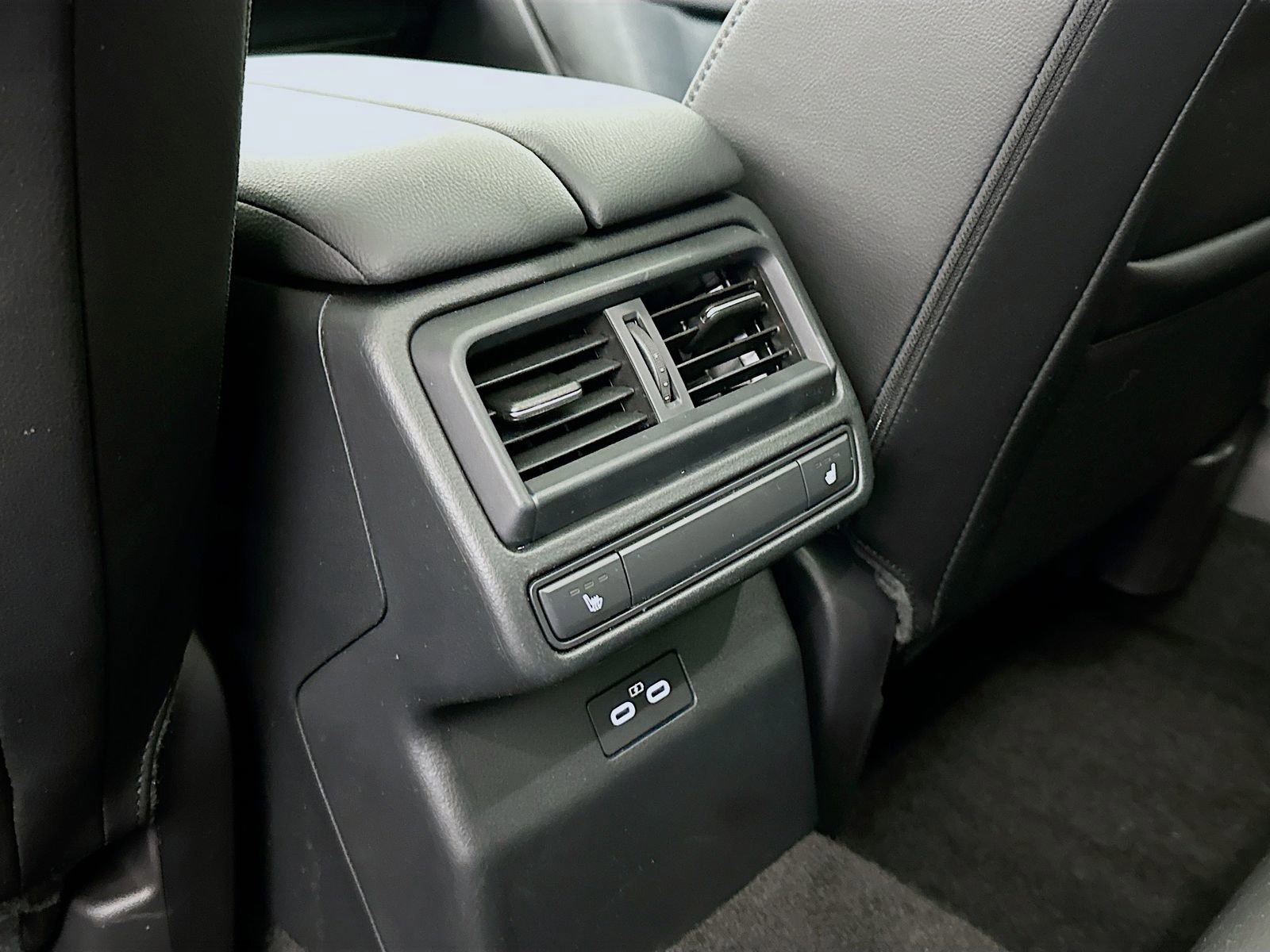 Certified 2025 MAZDA CX-50 AWD 2.5 Turbo w/ Premium Pkg image 27