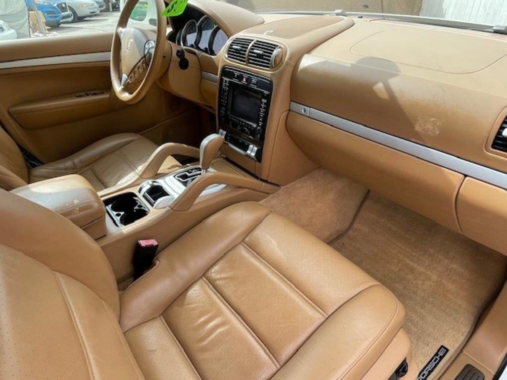 Used 2006 Porsche Cayenne S image 12