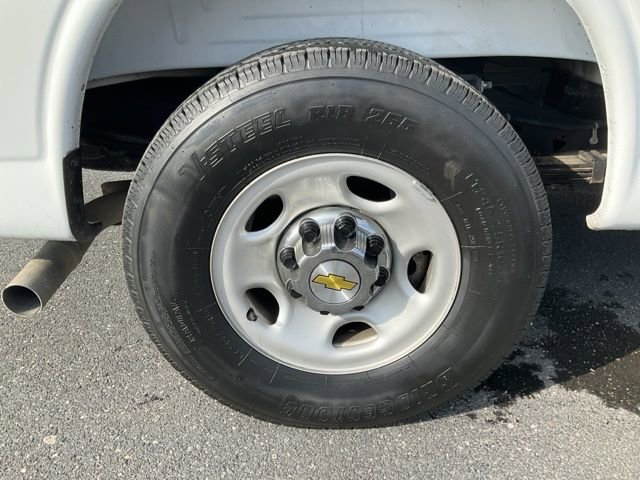 Certified 2025 Chevrolet Express 3500 LT w/ LT Preferred Equipment Group RWD image 20