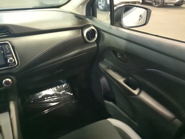 Used 2025 Nissan Versa S w/ S Plus Package FWD image 15