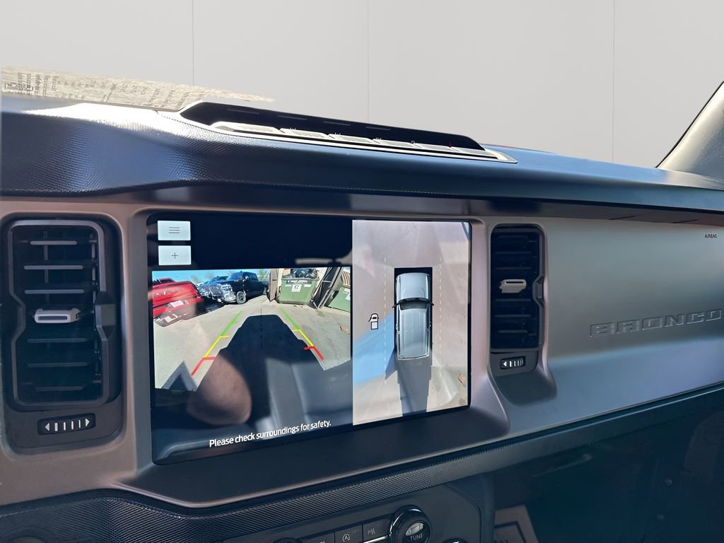 Used 2021 Ford Bronco First Edition AWD/4WD image 30