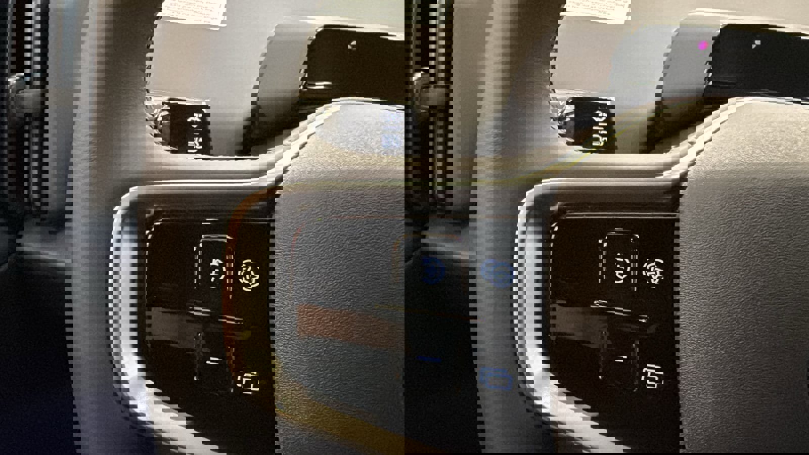 New 2026 Volvo EX30 Plus image 13