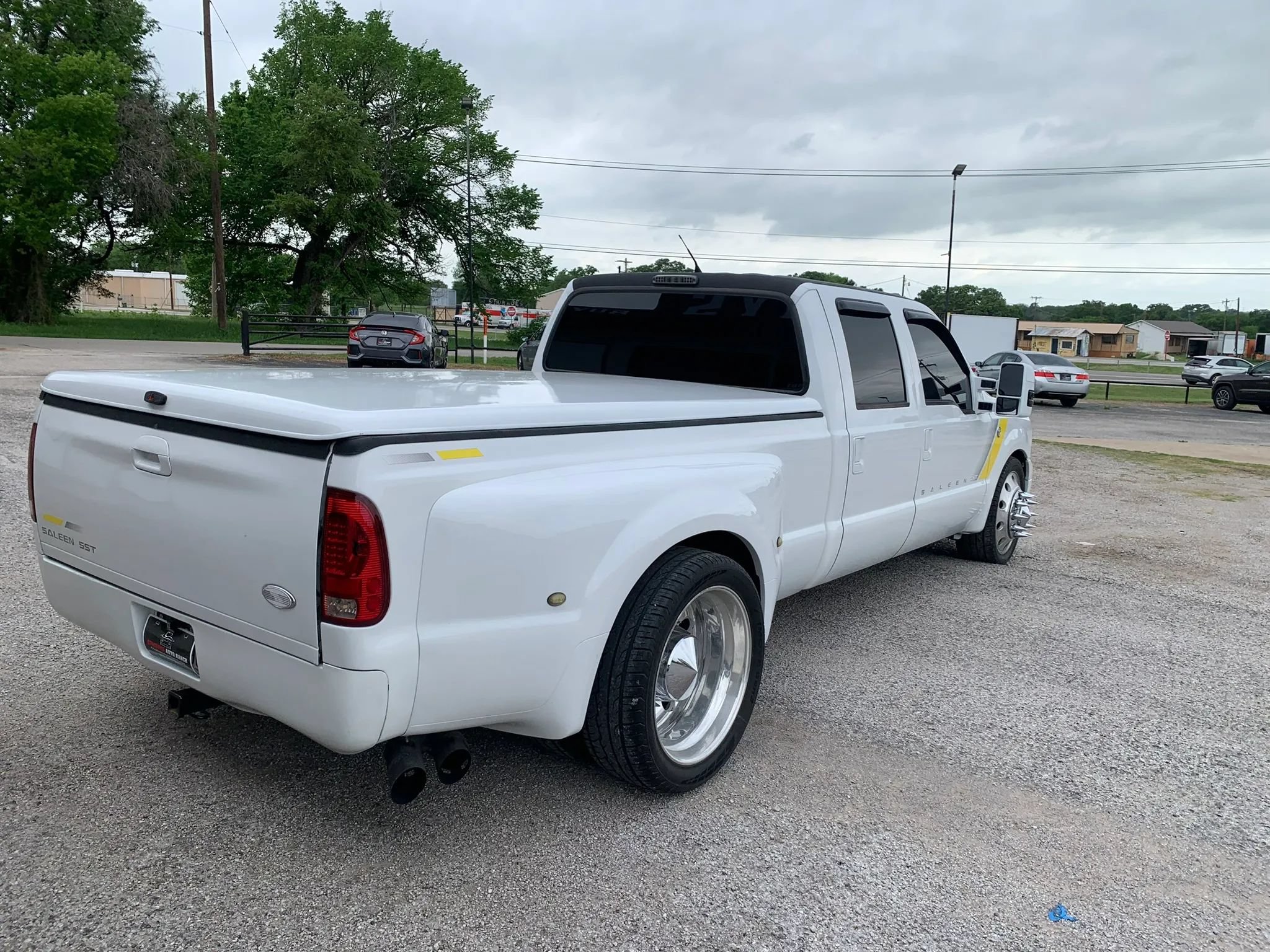 Used 2003 Ford F350 2WD Crew Cab DRW Super Duty image 7