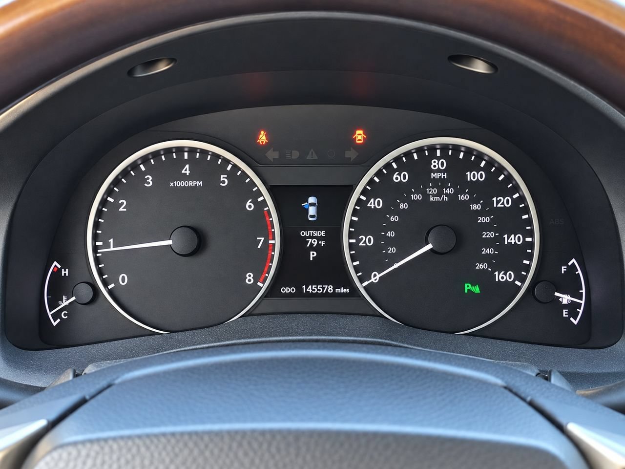 Used 2015 Lexus ES 350 w/ Luxury Package FWD image 21