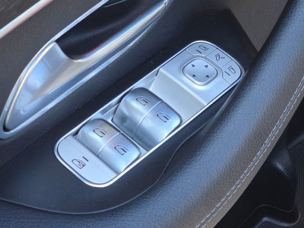 Used 2024 Mercedes-Benz GLE 450 4MATIC image 24