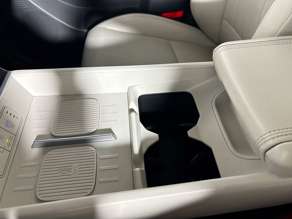 Used 2024 Hyundai Santa Fe SEL image 15