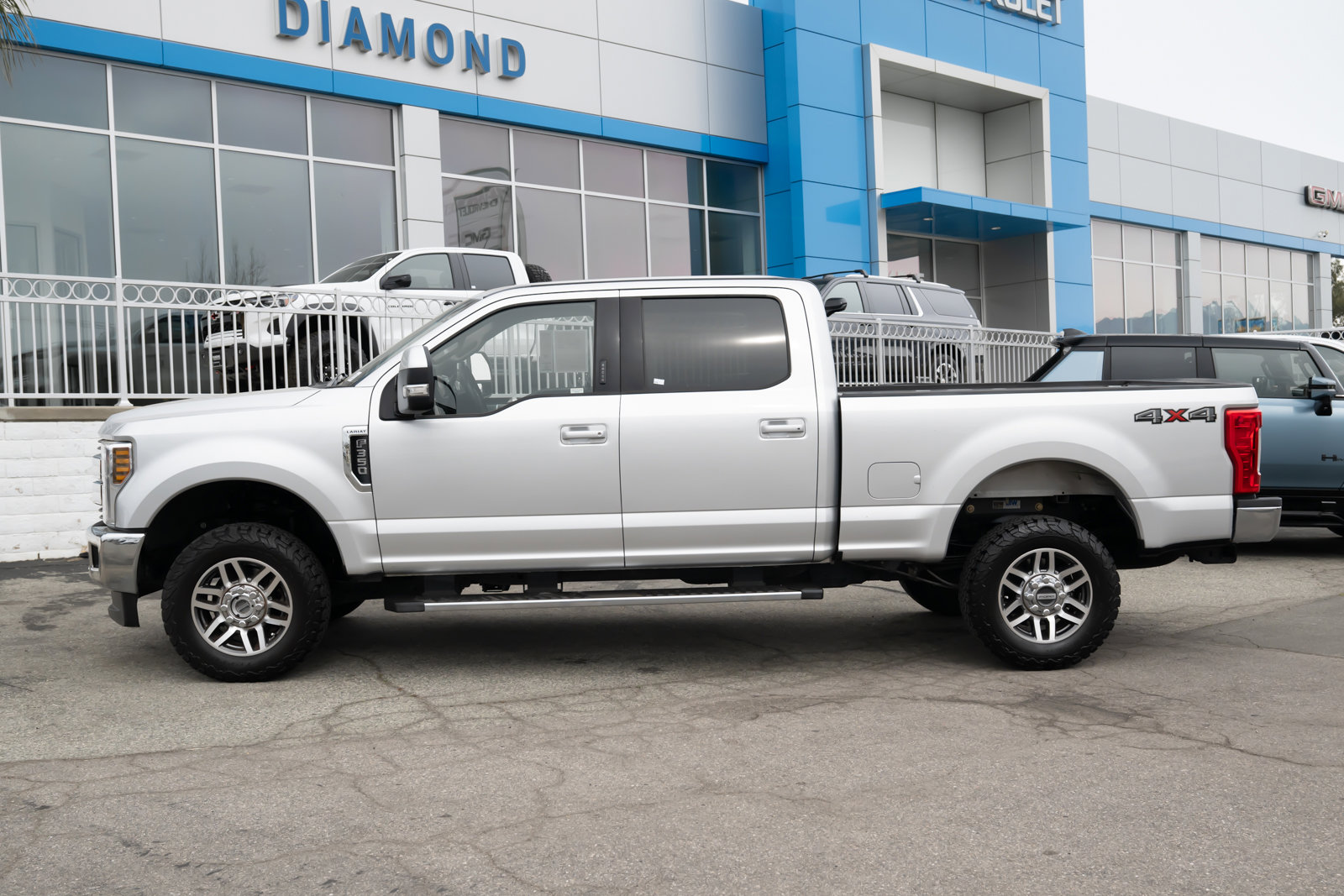 Used 2019 Ford F350 Lariat image 7