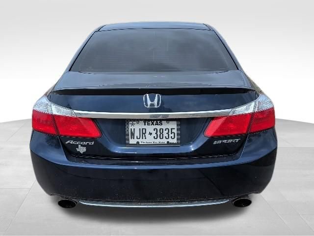 Used 2015 Honda Accord Sport image 4