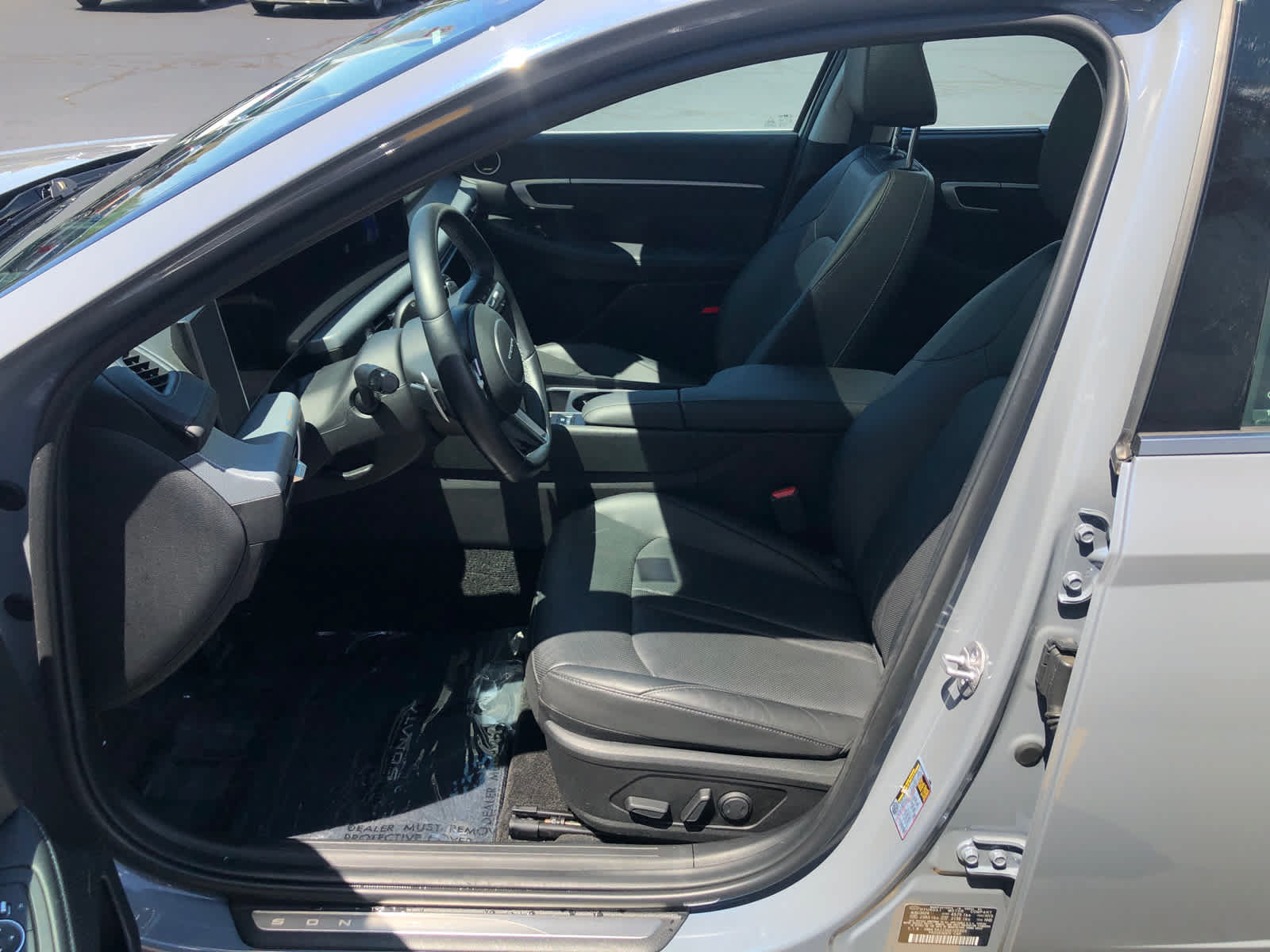 Certified 2025 Hyundai Sonata Limited FWD image 7