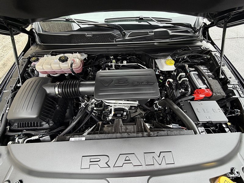 Used 2025 RAM 1500 Big Horn AWD/4WD image 33