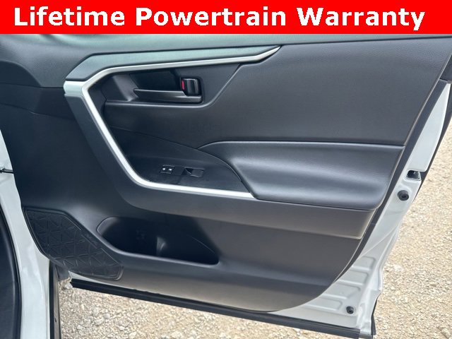 Used 2024 Toyota RAV4 LE image 19