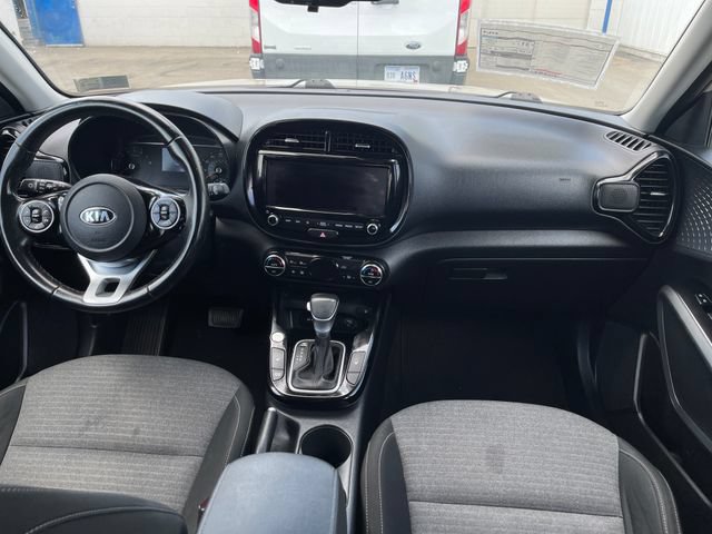 Used 2020 Kia Soul EX FWD image 29